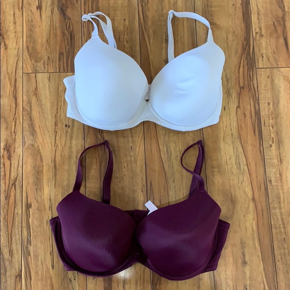 2 Victoria Secret PINK Bra’s